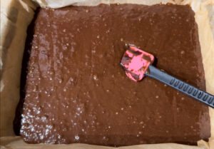 Torcik brownie - koszyczek truskawek - IMG 6475