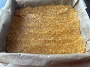 Słoneczna szarlotka z bezą - IMG 0964