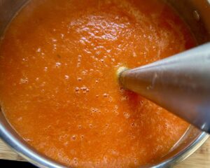 Kluseczki półfrancuskie w zupce ze świeżych pomidorów - IMG 1526