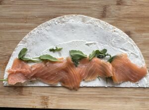 Tortilki z łososiem i jajkiem - IMG 2327