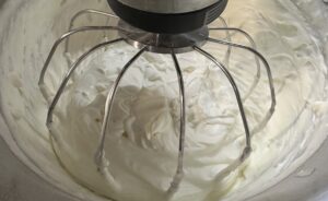 Leśny miodownik z malinami - IMG 2997