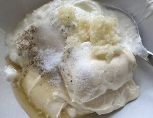 Sałatka makaronowa z brokułem i świeżym ogórkiem - IMG 3583