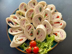 Przekąski z szynką i serem - IMG 3693