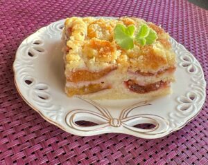 Ciasto sypane ze śliwkami - IMG 4416