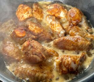 Skrzydełka z patelni duszone z warzywami - IMG 5299