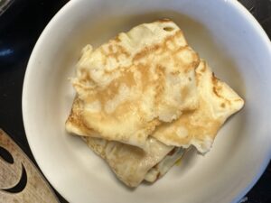 Naleśniki zapiekane z cukinią, pieczarkami i beszamelem - IMG 5974