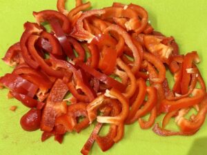 Smażony makaron z kurczakiem i warzywami - IMG 7343