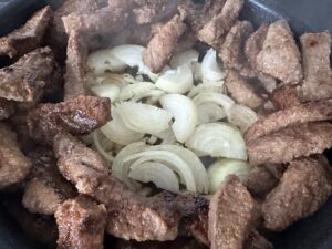 Najlepszy gulasz wołowy z pieczarkami - IMG 1469