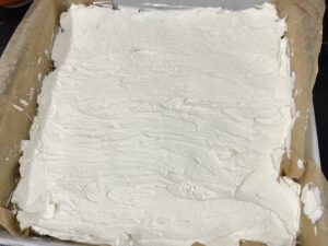 Ciasto Raffaello z bananami i galaretką - IMG 1728