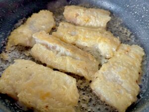 Filety z mintaja w sosie cytrynowym - IMG 2069