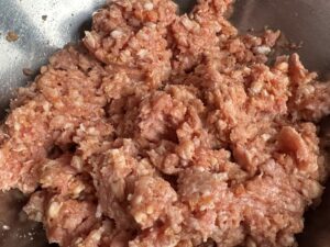 Roladki mielone z pysznym nadzieniem śmietankowo-pieczarkowym - IMG 3595