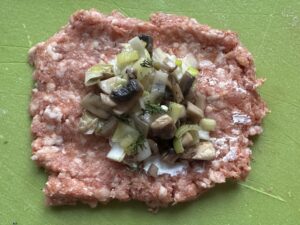 Roladki mielone z pysznym nadzieniem śmietankowo-pieczarkowym - IMG 3600