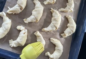 Rogaliki przed pieczeniem
