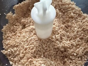 Kremowy sernik z masłem orzechowym - IMG 5281