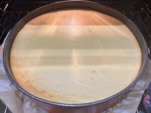 Kremowy sernik z masłem orzechowym - IMG 5293