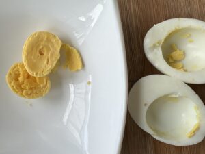 Jajka faszerowane serem i pieczarkami - IMG 5993