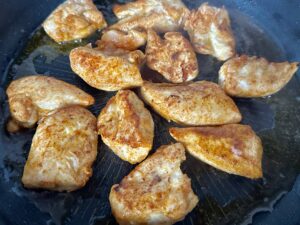 Spaghetti w kremowym sosie z kurczakiem i warzywami - IMG 6723