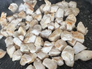 Penne w sosie śmietankowo-brokułowym z kurczakiem - IMG 8257