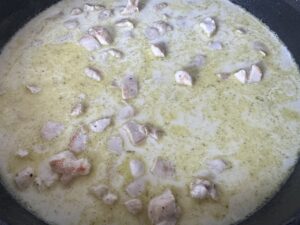 Penne w sosie śmietankowo-brokułowym z kurczakiem - IMG 8260