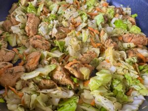 Naleśniczki zapiekane z kurczakiem i młodą kapustą - IMG 9004