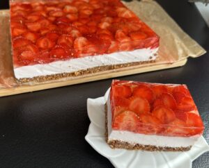 Filadelfia z truskawkami - pyszne ciasto bez pieczenia! - IMG 0155