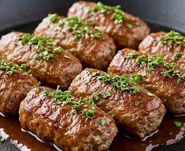 Zrazy z mięsa mielonego w sosie pieczeniowym - IMG 3086 e1749030893488