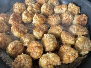 Cukinia po węgiersku z klopsikami - IMG 6478