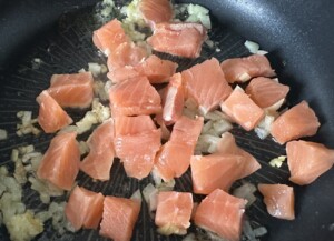 Łazanki z łososiem w sosie brokułowym - IMG 5607