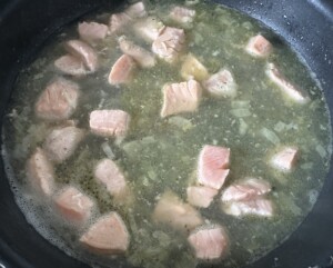 Łazanki z łososiem w sosie brokułowym - IMG 5609