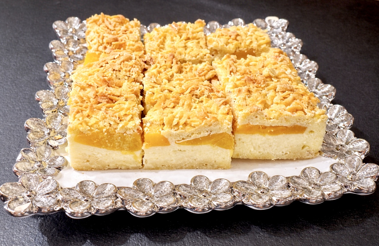 Sernik na serkach homogenizowanych z brzoskwiniami - IMG 7461