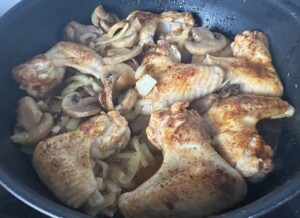 Skrzydełka w szklistym sosie pieczarkowym - IMG 7824