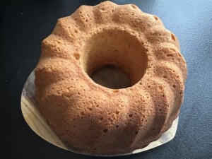 Babka jogurtowo-cytrynowa w polewie czekoladowej - IMG 8207