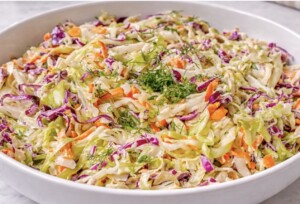 Surówka Colesław z czerwoną kapustą