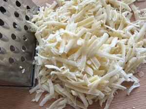 Sernik Biały Puch z brzoskwiniami - IMG 8769