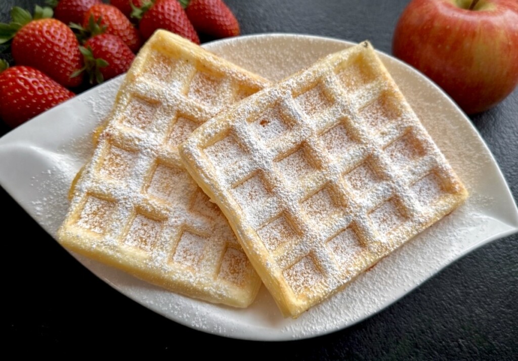 Francuskie gofry z jabłkiem w środku – proste i szybkie