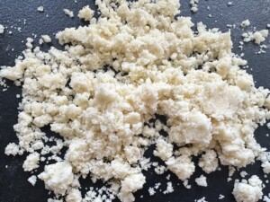 Ciasto maślankowe z mrożonymi malinami - IMG 2248