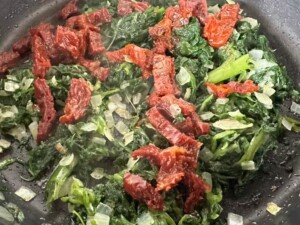 Tagliatelle z kremowym sosem szpinakowym - IMG 2581