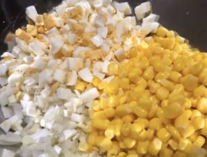 Wielkanocna sałatka jajeczna - IMG 4797