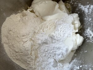 Kluski leniwe z boczkiem i cebulką - IMG 4901