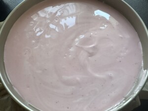 Truskawkowa fantazja - pyszne ciasto bez pieczenia! - IMG 5254