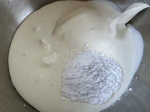 Rolada Raffaello z malinami - ciasto bez pieczenia! - IMG 7216