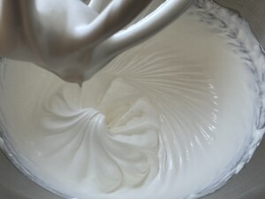 Rolada Raffaello z malinami - ciasto bez pieczenia! - IMG 7230