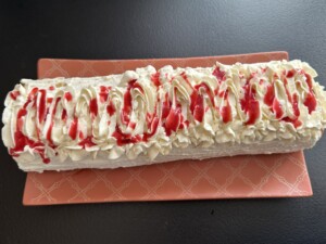 Rolada Raffaello z malinami - ciasto bez pieczenia! - IMG 7291