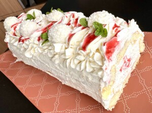 Rolada Raffaello z malinami - ciasto bez pieczenia! - IMG 7331