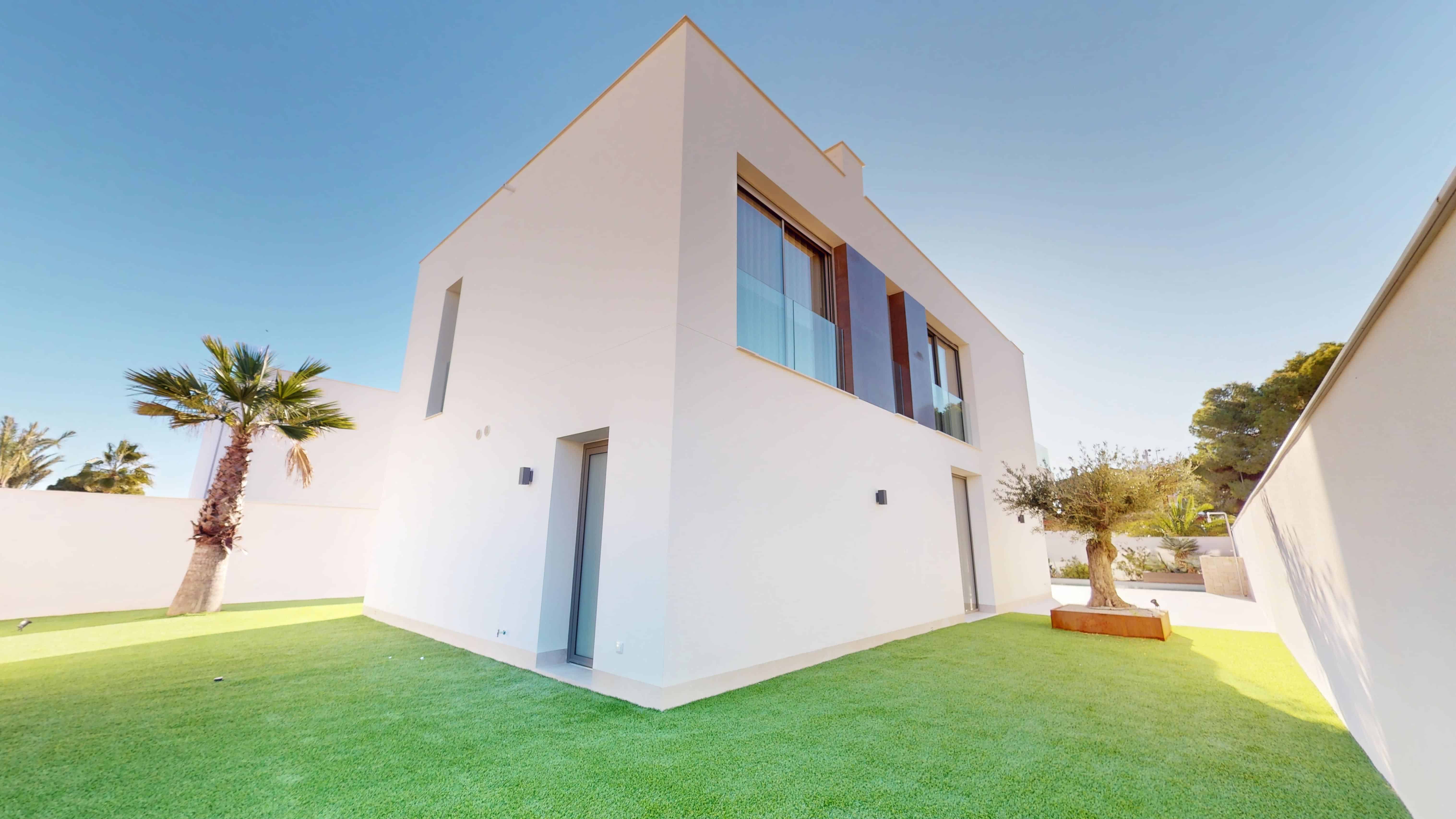 La-Zenia-01022026_123919