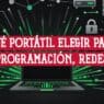 Portátil para programación y ciberseguridad rodeado de iconos de código, redes y candados de seguridad