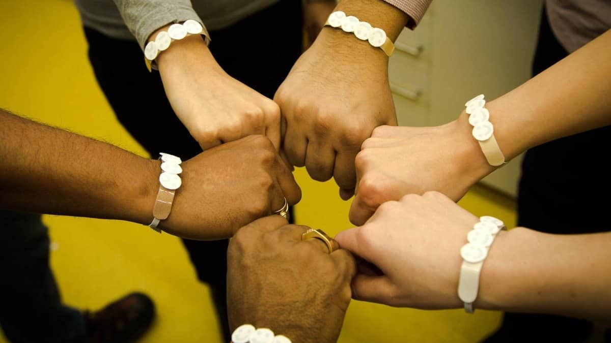 Five arms with sensors that could be used for sunscreen testing