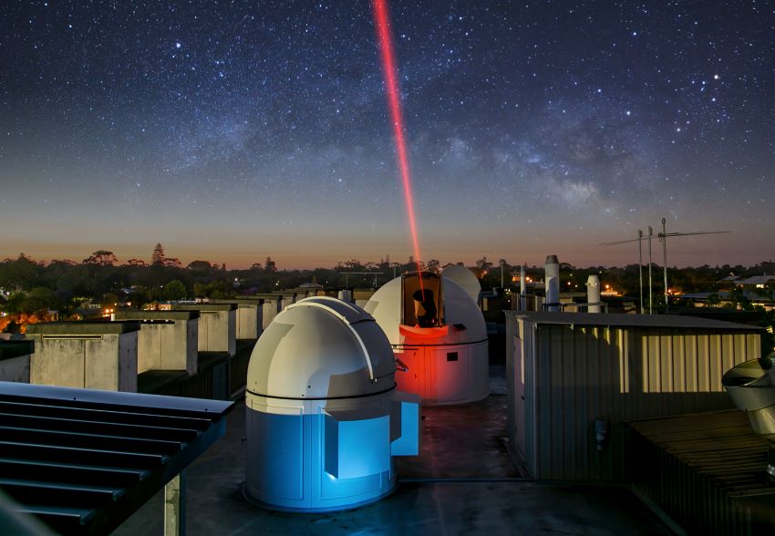 Observatory shooting laser into space