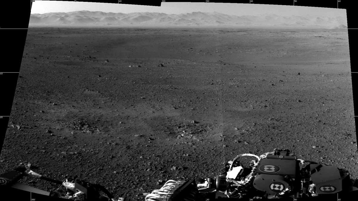 Greyscale view of mars from rover