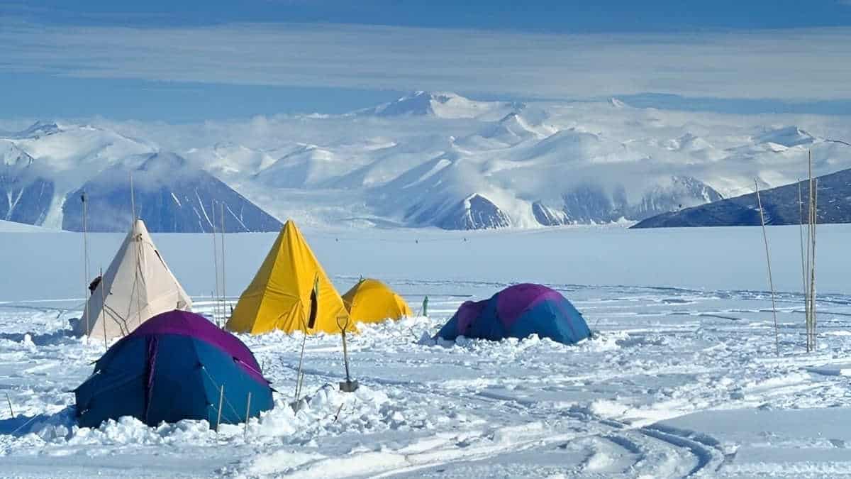 Tents in antarctica